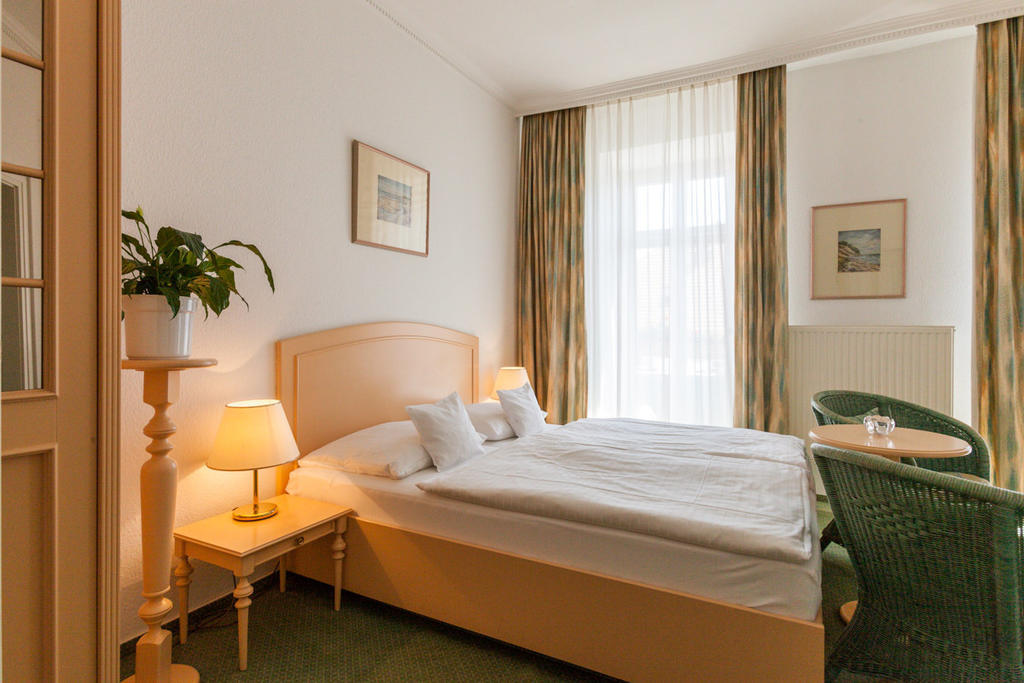 Hotel Villa Auguste Viktoria Heringsdorf Oda fotoğraf