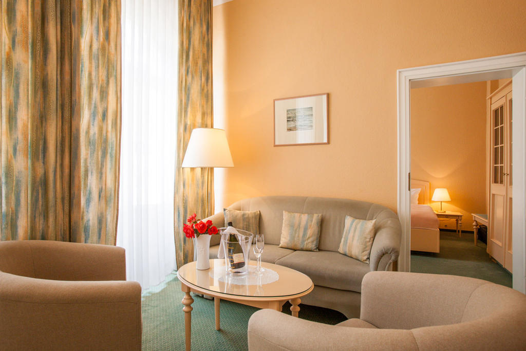 Hotel Villa Auguste Viktoria Heringsdorf Oda fotoğraf