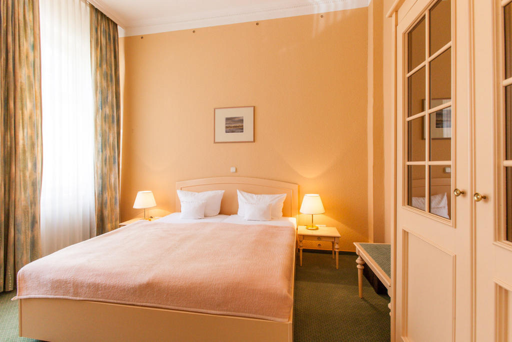 Hotel Villa Auguste Viktoria Heringsdorf Oda fotoğraf